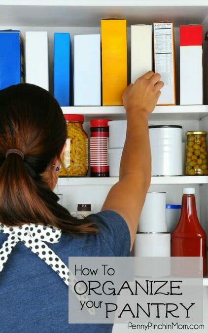 If your pantry is in disorder, it may mean you are throwing away money in spoiled or expired food! Find out some simple tips on How to Organize Your Pantry!