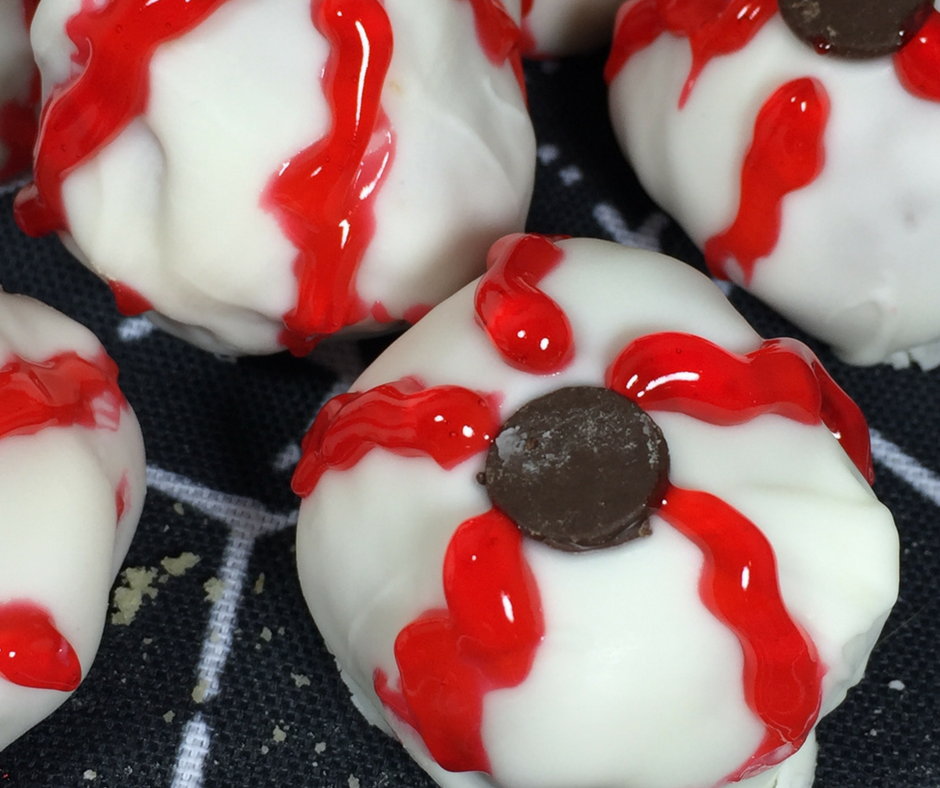 Edible Eyeballs - Simple, Fun Halloween Party Treat Idea